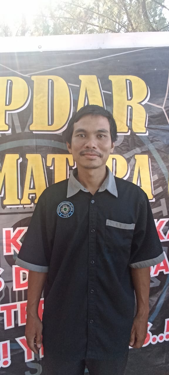 Golman Daniel Hutabarat